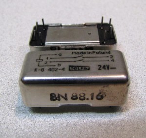 Przekaźnik kontaktronowy K-8 402-4